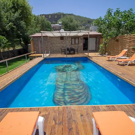 Villa Relish Villalari