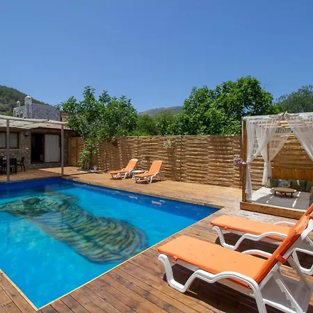 Villa Relish Villalari *